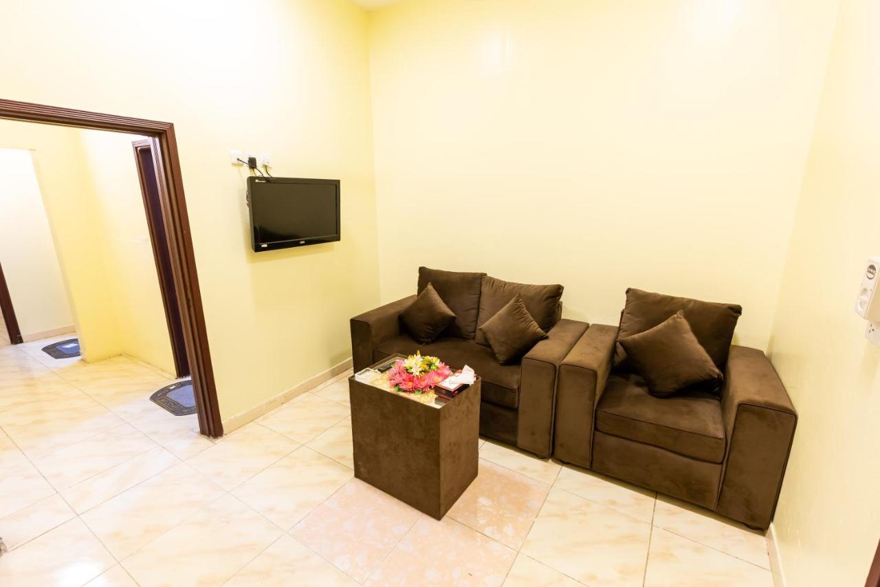 Al Eairy Furnished Apartments - Al Bahah 4 Exteriér fotografie